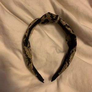 Snake print knot headband